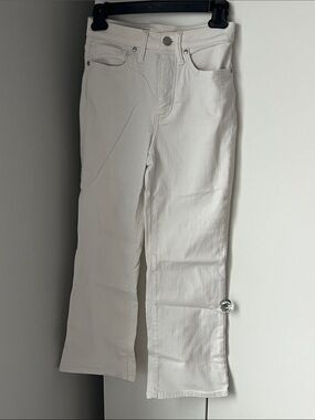 Lauren Conrad White HR Cropped